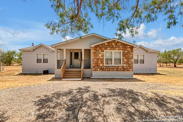 16445 Old Corpus Christi Hwy, Elmendorf, TX 78112