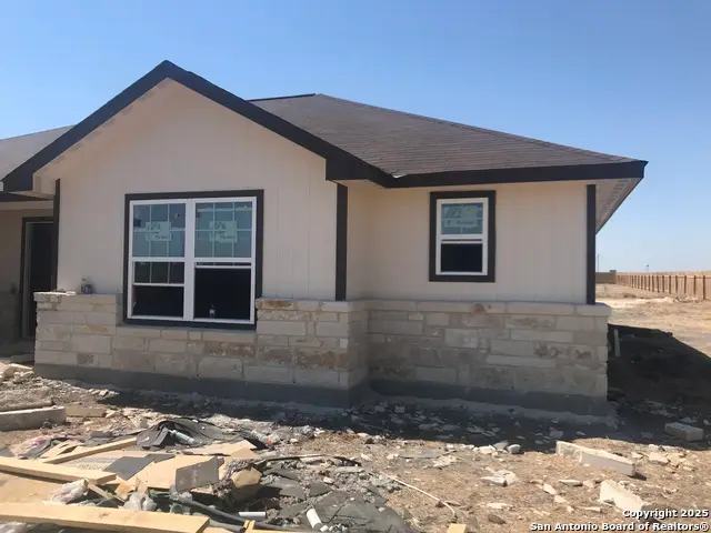 00 Cr 1643 Clearview Drive, Moore, TX 78057 - Image #3