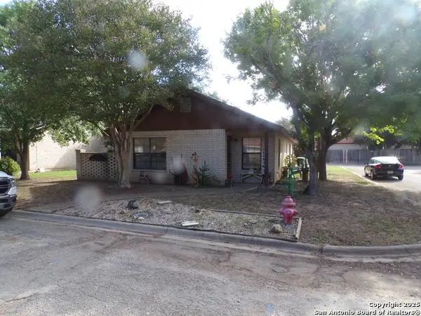 10 Kings Court, Uvalde, TX 78801