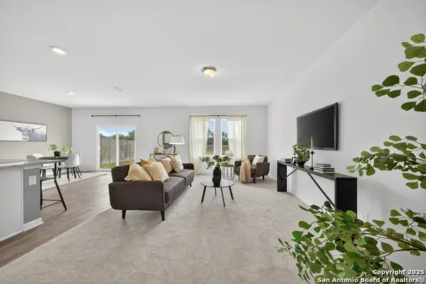 5456 Rue Girard, Converse, TX 78109