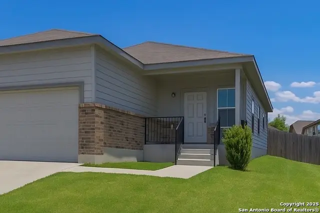 2119 Cassiopeia Bend, San Antonio, TX 78245 - Image #2