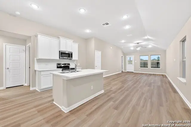 4293 Carlotta Drive, New Braunfels, TX 78130 - #2