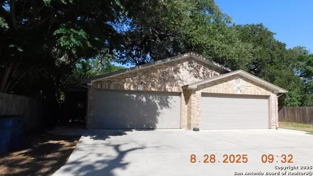 1411 Martin, Pleasanton, TX 78064 - Image #2