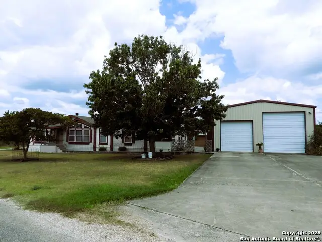 460 Faurie Lane, Lakehills, TX 78063 - Image #1