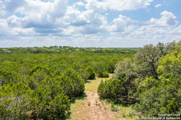 1421 CR 281, Leander, TX 78641