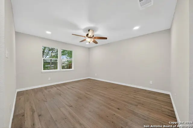 218 Park Ln, Universal City, TX 78148 - Image #3