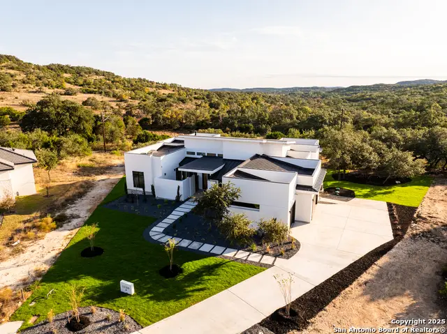 23205 Logan Canyon, San Antonio, TX 78255 - Image #2