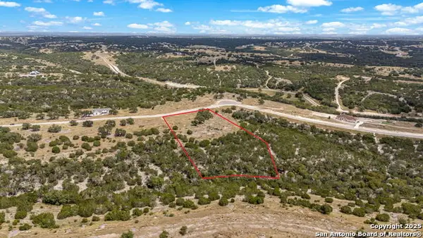 000 Murray Ridge, Kerrville, TX 78028