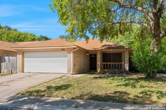 7441 Barnsley, San Antonio, TX 78250 - Image #2