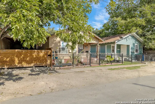 806 N Brazos St, San Antonio, TX 78207 - Image #2