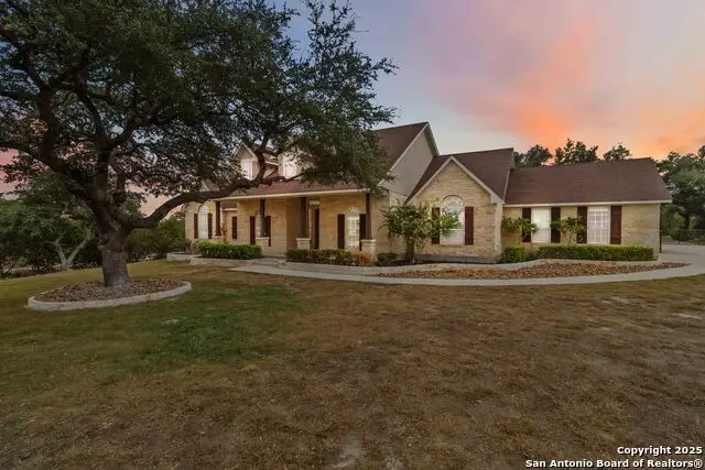 1012 Rivers Peak, Canyon Lake, TX 78133 - Image #3
