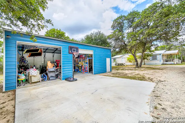 144 Dinks, Seguin, TX 78155 - Image #2