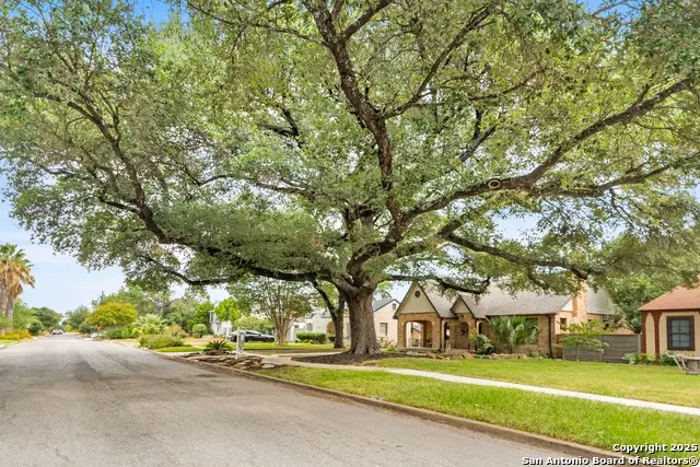 2118 W Kings Hwy, San Antonio, TX 78201 - Image #3