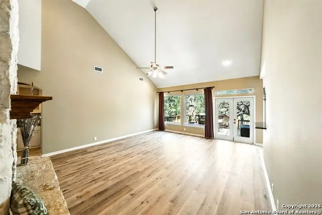 9063 Schoenthal, San Antonio, TX 78266 - Image #3