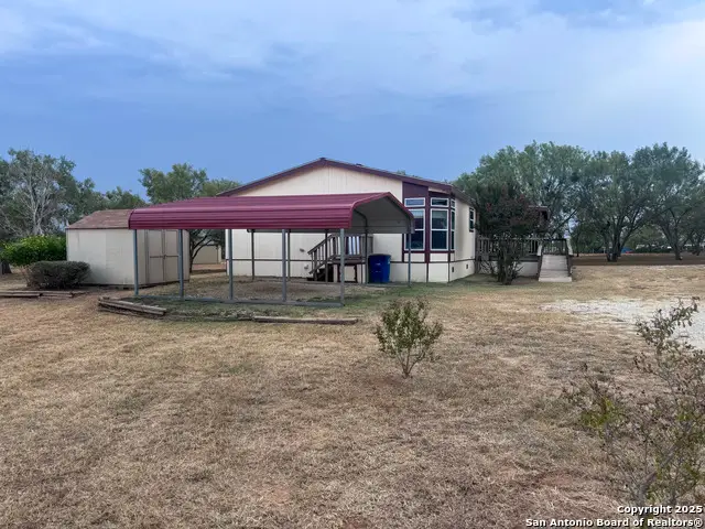 207 Homestead, La Vernia, TX 78121 - Image #3