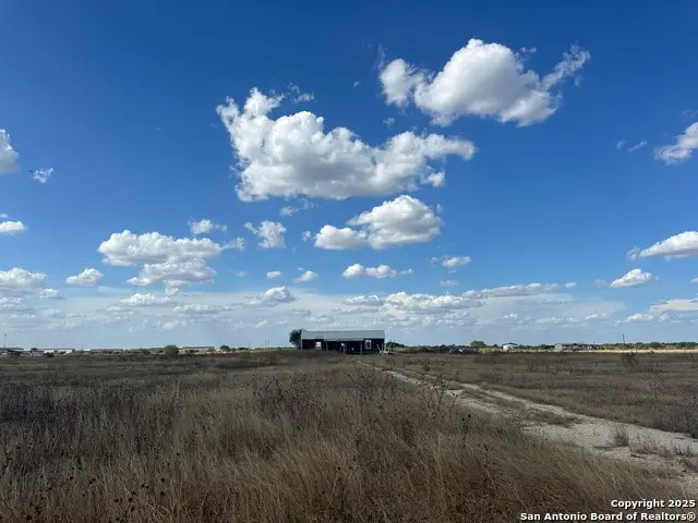 2267 Cr 430, Jourdanton, TX 78064 - Image #2