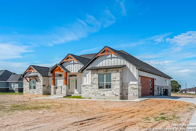 104 Estates, La Vernia, TX 78121 - Image #1