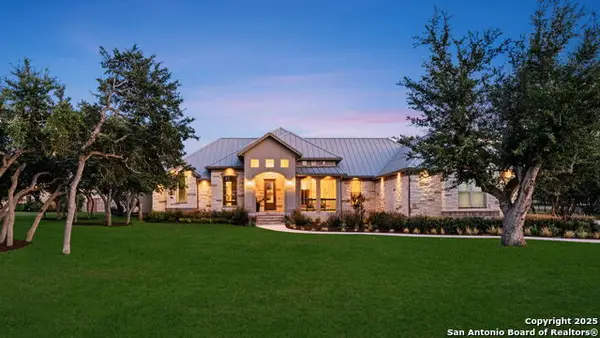 967 Belle Oaks Blvd, Bulverde, TX 78163