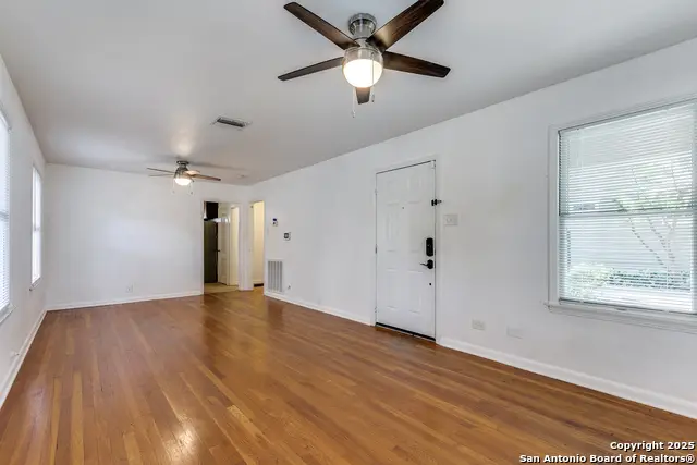 217 Corona, Alamo Heights, TX 78209 - Image #3