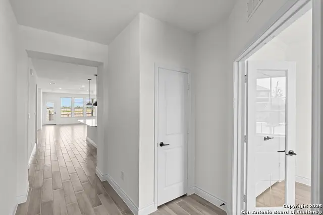4007 Paddock Trl, Seguin, TX 78155 - Image #3
