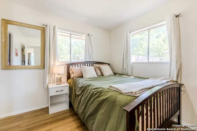 112 E Knippa, Uvalde, TX 78801 - Image #2