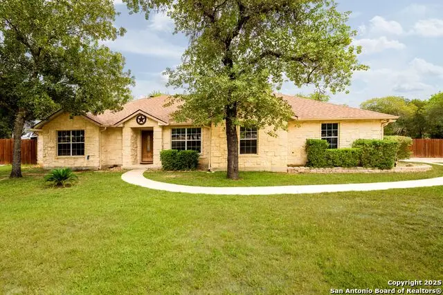 703 Falling Leaves Dr, Adkins, TX 78101 - Image #2