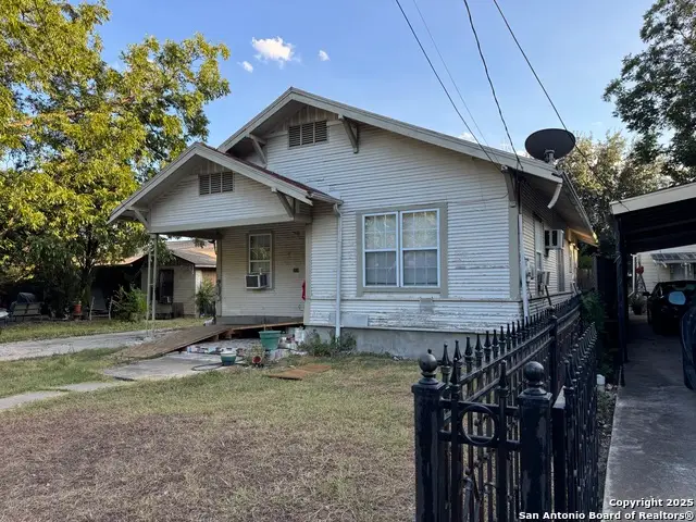 318 Devine St, San Antonio, TX 78210 - Image #2