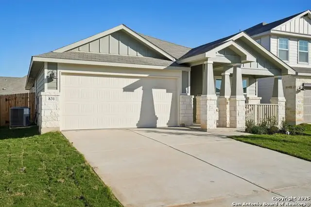 831 Shatterhand Blvd, San Antonio, TX 78260 - Image #2
