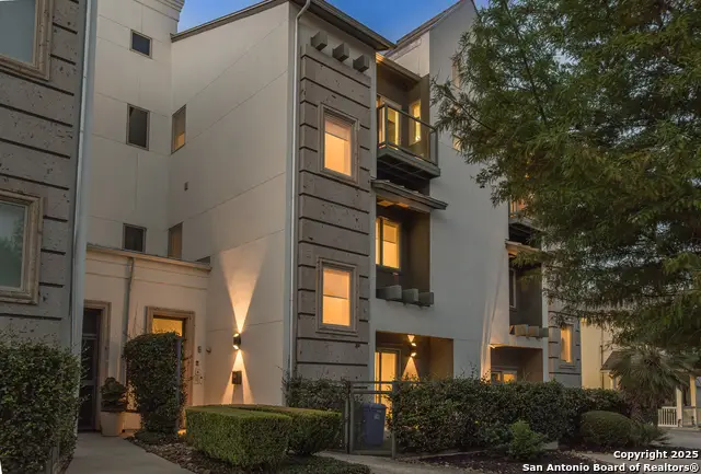 215 Annie #E, San Antonio, TX 78212 - Image #2