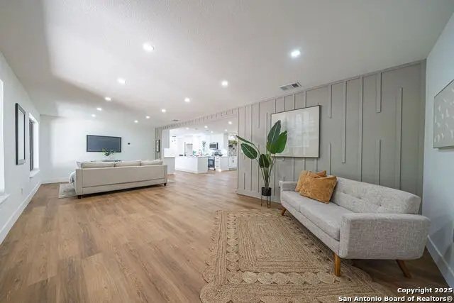 315 Royal Oaks, San Antonio, TX 78209 - Image #2