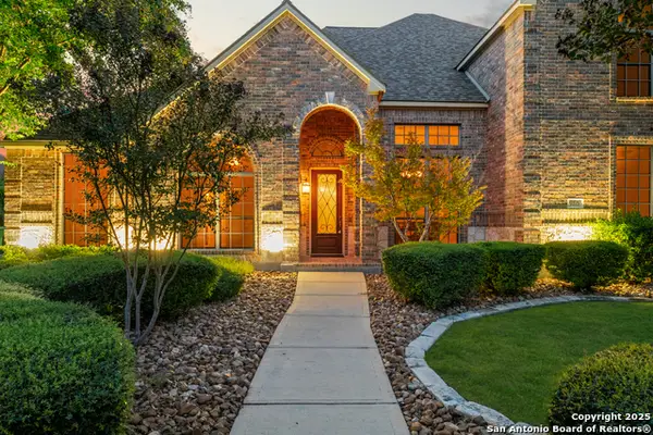 9715 Wind Gate Pkwy, San Antonio, TX 78254