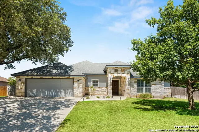 1654 Stone Haven, Pleasanton, TX 78064 - Image #1