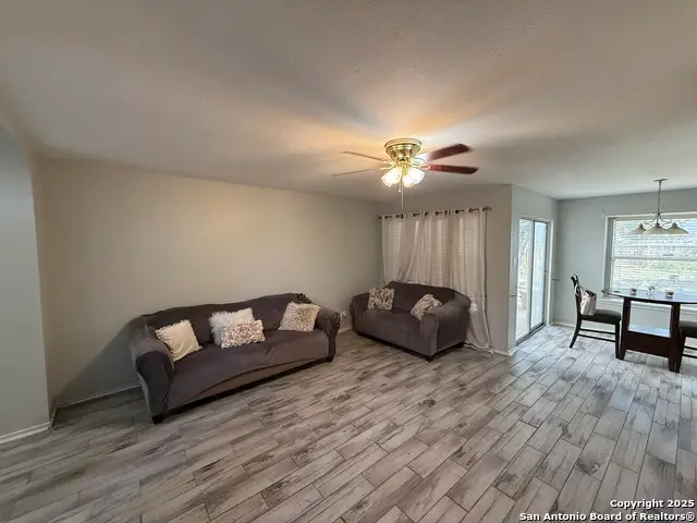 10739 Bobcat Rise, San Antonio, TX 78251 - Image #2