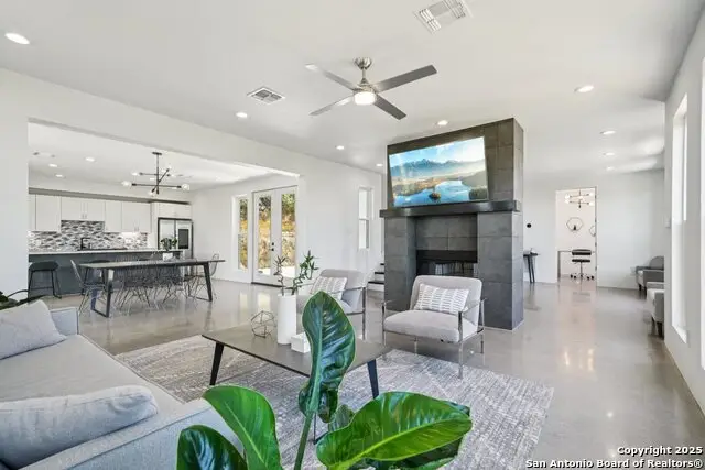 714 Misty Water, San Antonio, TX 78260 - Image #3