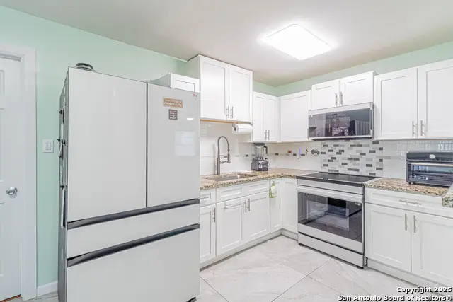 6211 Birch Valley, San Antonio, TX 78242 - Image #3