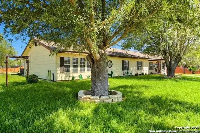 705 Starr, Crystal City, TX 78839 - Image #3