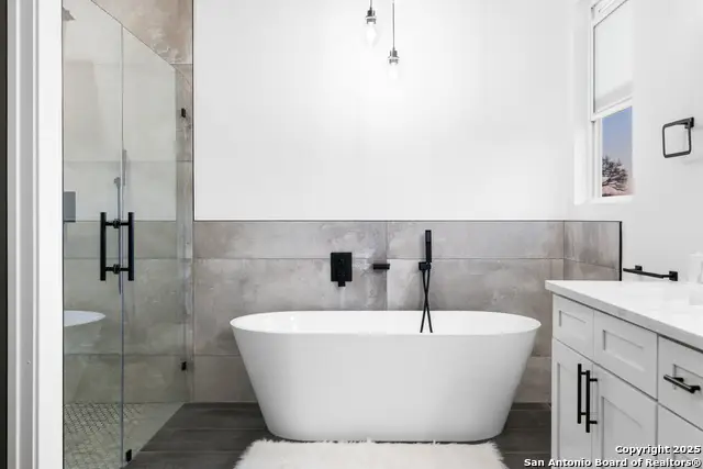 1090 Pegasus, Spring Branch, TX 78070 - Image #3