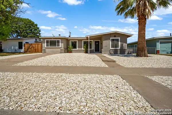 551 Storeywood, San Antonio, TX 78213