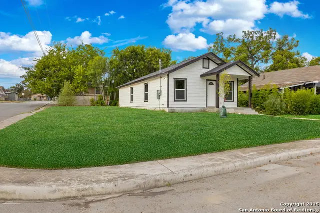 1502 Menchaca, San Antonio, TX 78207 - Image #2