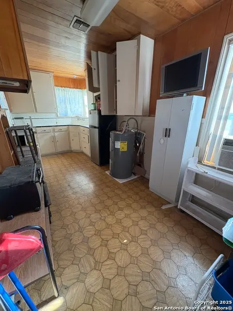 1210 Sims, San Antonio, TX 78213 - Image #2