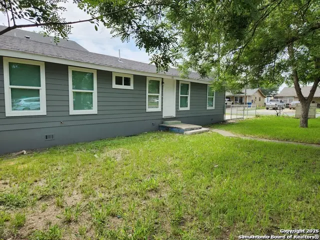 1916 Cupples, San Antonio, TX 78226 - Image #2