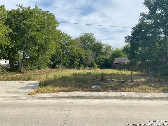 5124 E Hayden Dr, San Antonio, TX 78242 - Image #1