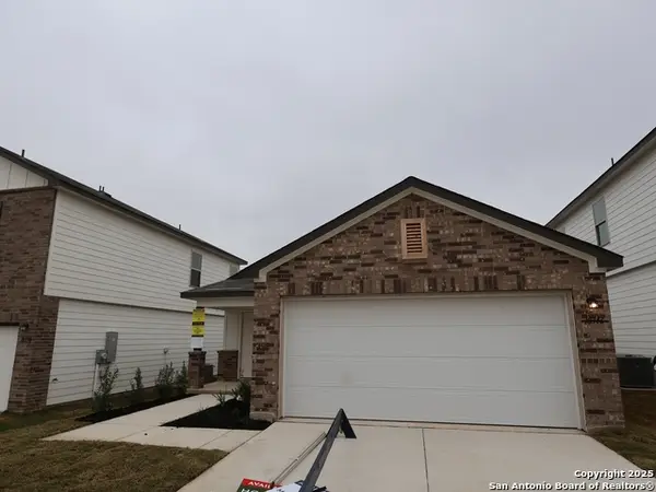 10346 White Hart Lane, Converse, TX 78109