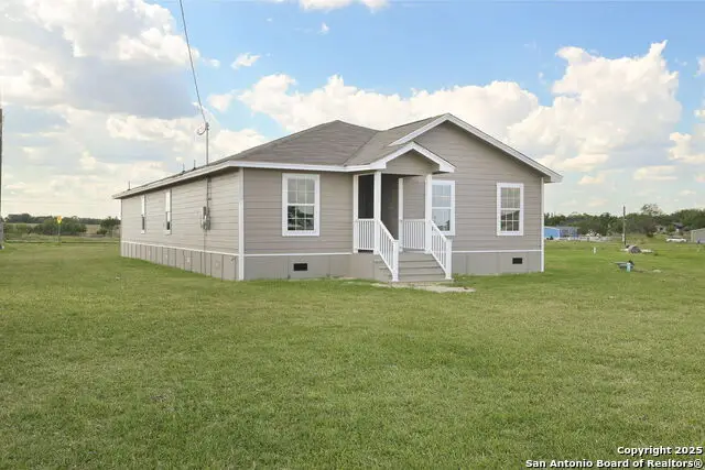13021 Prosperidad Ln, Atascosa, TX 78002 - Image #2