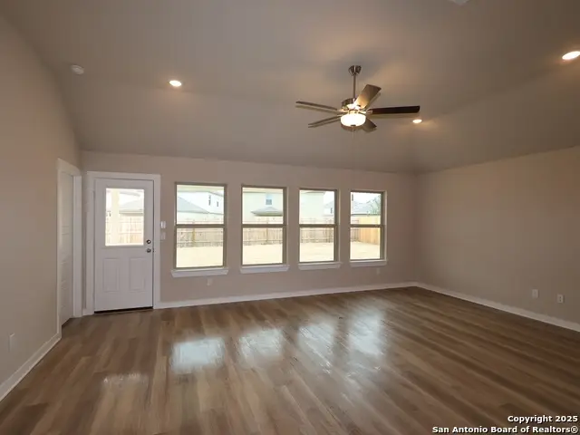 6758 Red Buffalo Trail, San Antonio, TX 78253 - Image #3