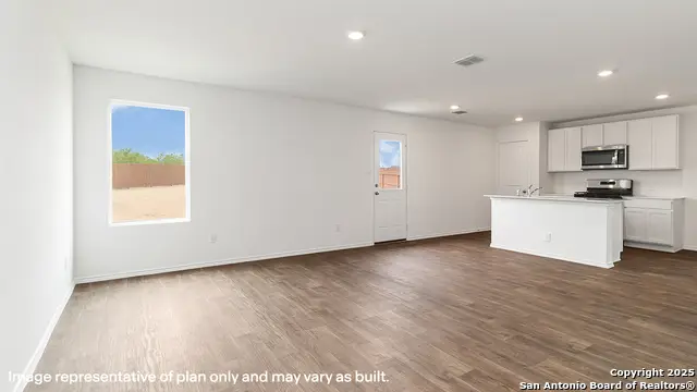 5915 Cripps Pink, San Antonio, TX 78252 - Image #3