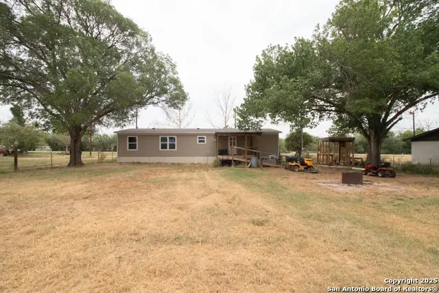 19545 Fm 463, Devine, TX 78016 - Image #2