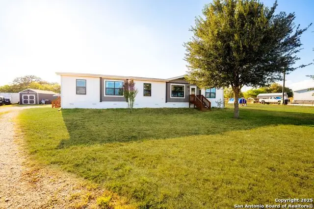 230 County Road 426, Stockdale, TX 78160 - Image #3