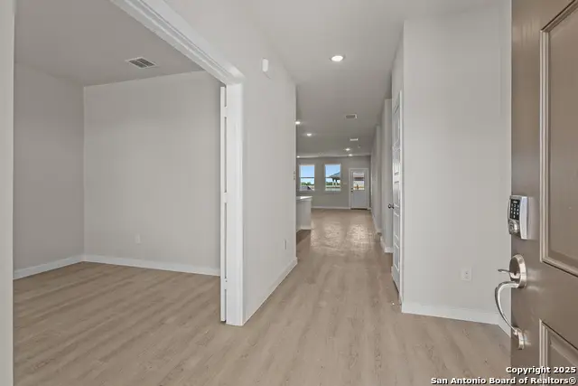 8107 Champion Creek, San Antonio, TX 78252 - Image #2