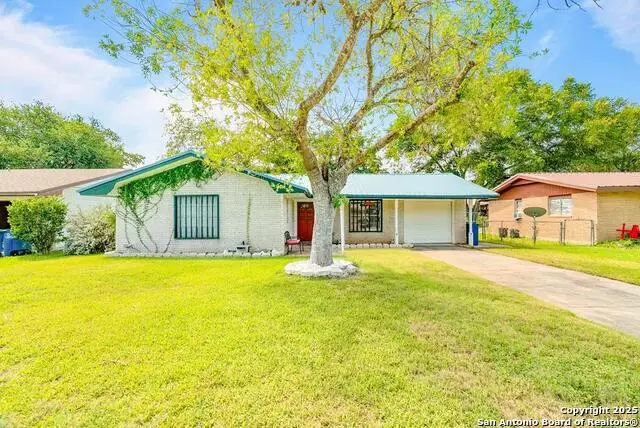 1006 E Fannin, Beeville, TX 78102 - #1